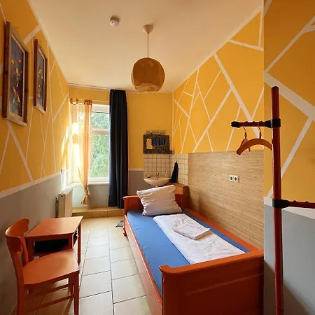 شباب هومبلانيت *