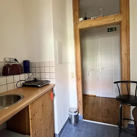 شباب هومبلانيت لبسيا