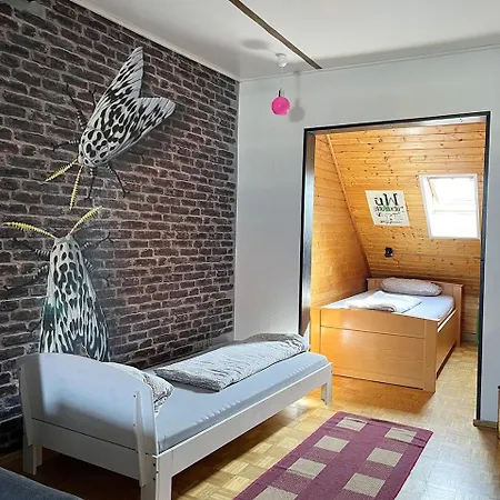 شباب هومبلانيت *