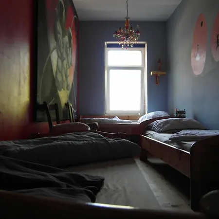 شباب هومبلانيت *