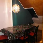 Homeplanet אכסניה