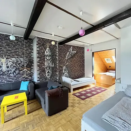 Hostal Homeplanet