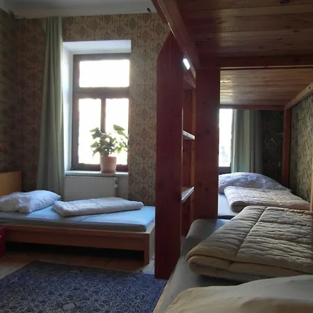 Homeplanet Hostal