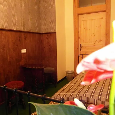 Hostal Homeplanet *